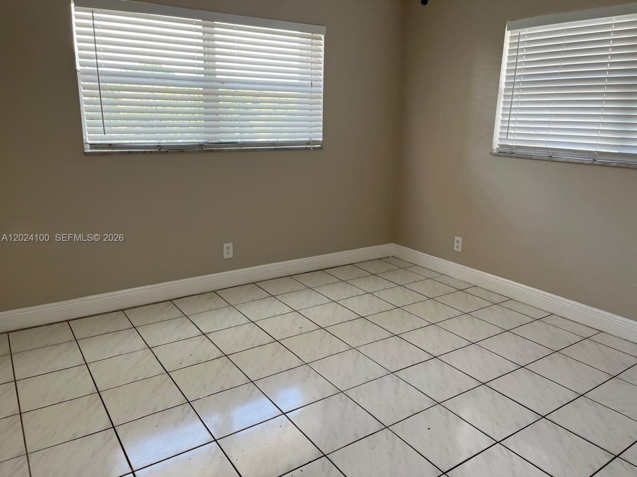 8020 Fairview Dr , Unit 301, Tamarac, FL 33321 Photo