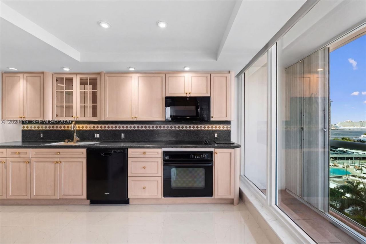 2100 S Ocean Ln, Unit 701, Fort Lauderdale, FL 33316 Photo
