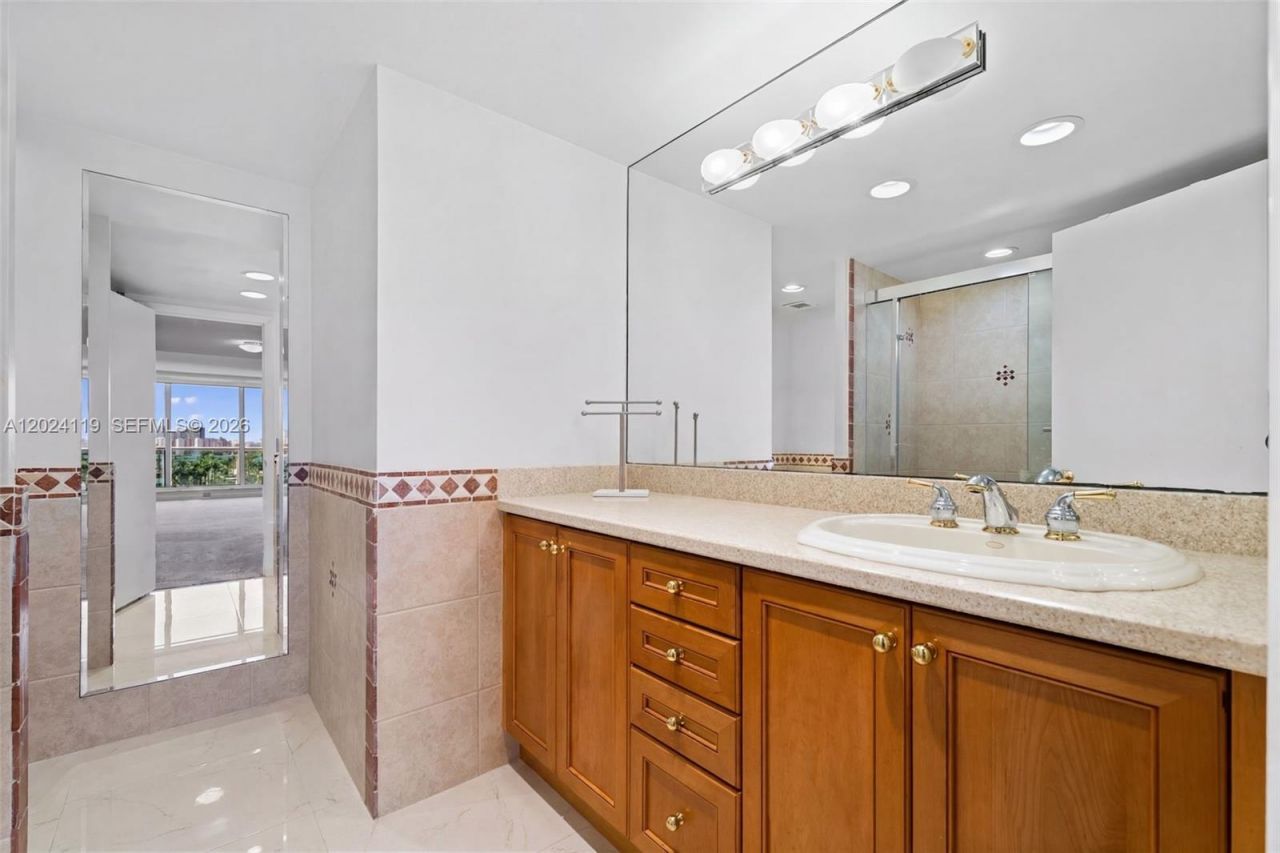 2100 S Ocean Ln, Unit 701, Fort Lauderdale, FL 33316 Photo