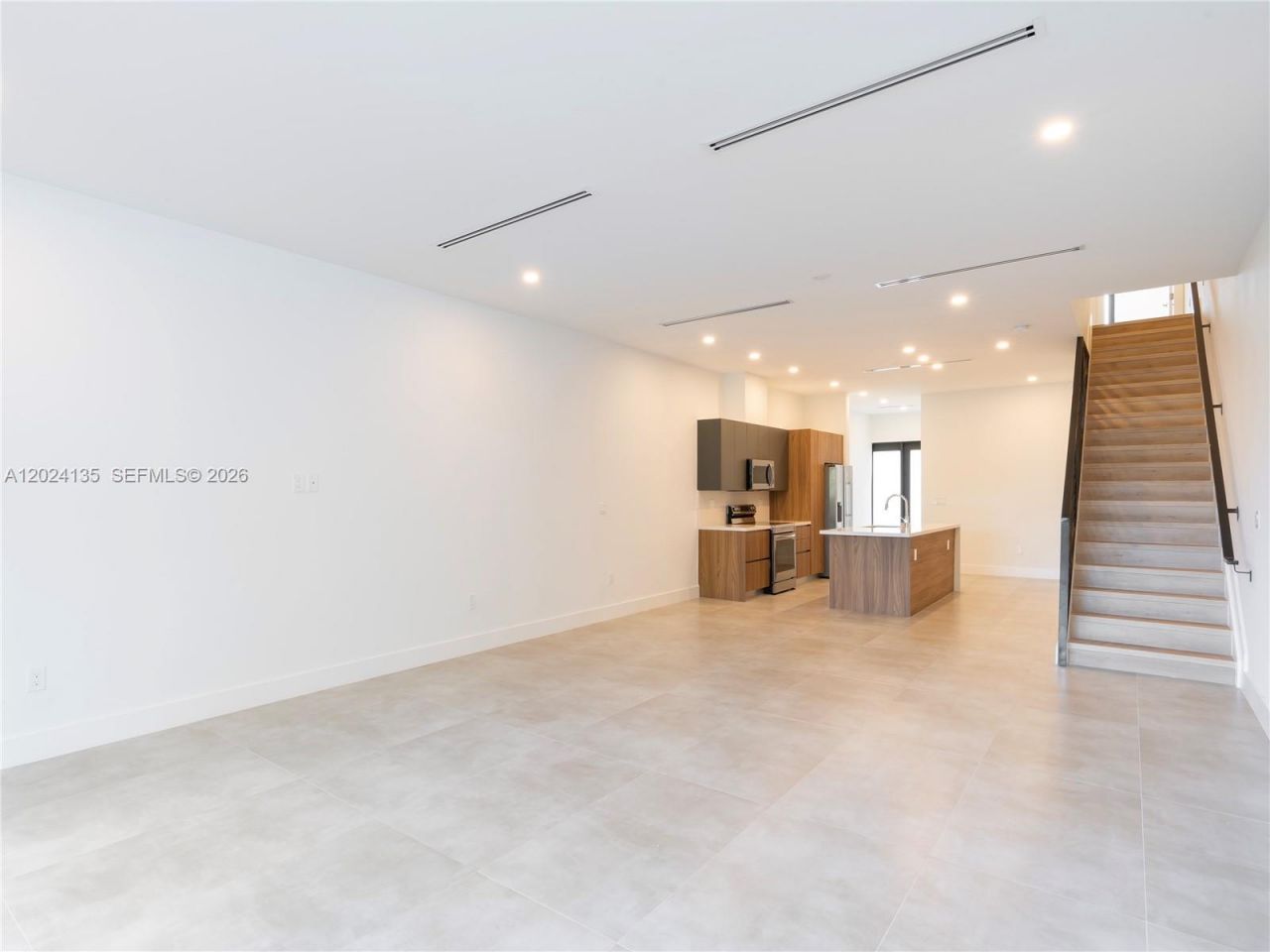 1118 NE 10th Ave, Unit 1118, Fort Lauderdale, FL 33304 Photo