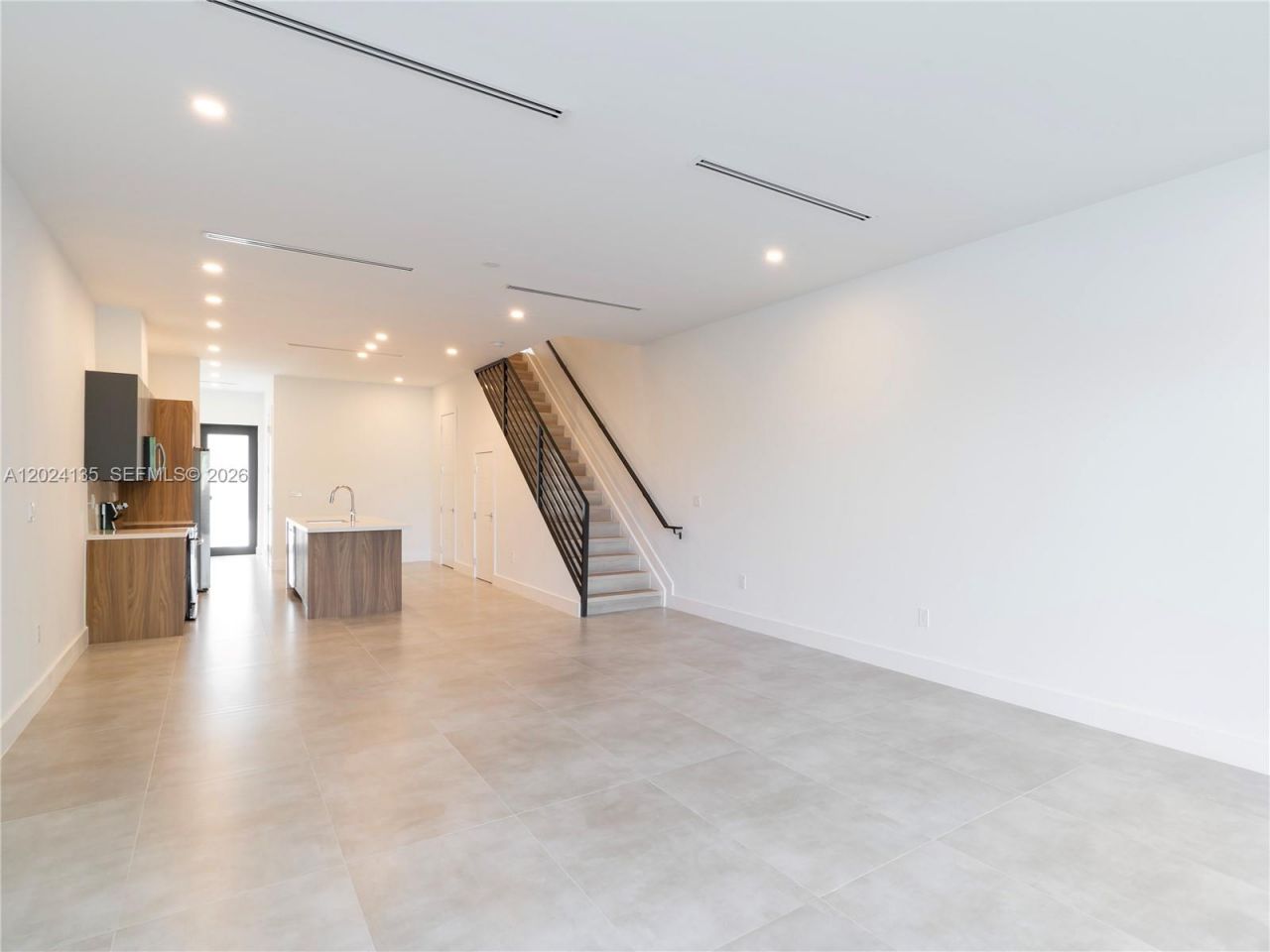 1118 NE 10th Ave, Unit 1118, Fort Lauderdale, FL 33304 Photo