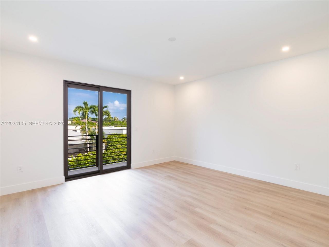 1118 NE 10th Ave, Unit 1118, Fort Lauderdale, FL 33304 Photo