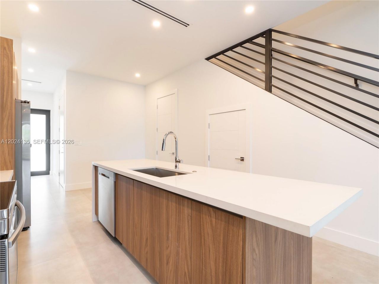 1118 NE 10th Ave, Unit 1118, Fort Lauderdale, FL 33304 Photo