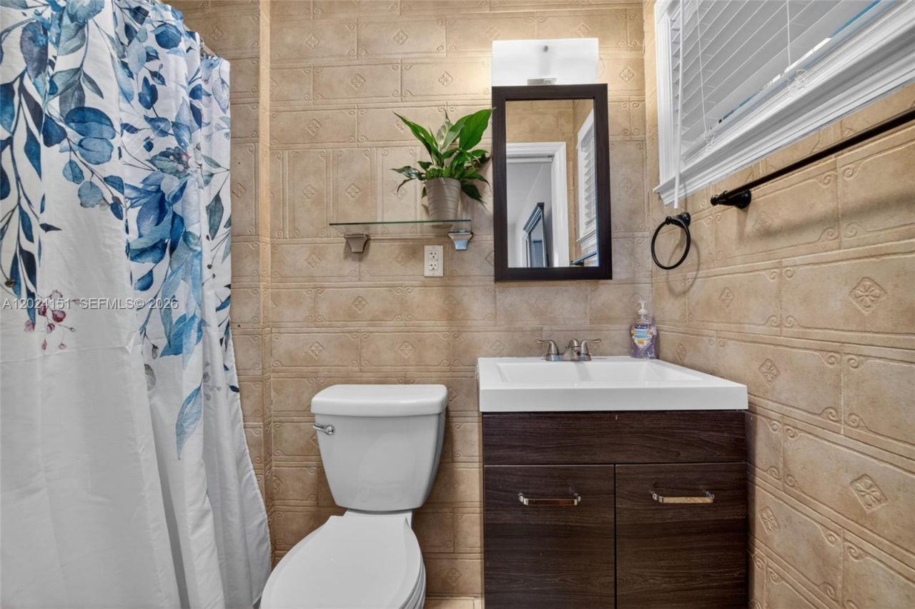 4311 SW 24th St , Fort Lauderdale, FL 33317 Photo