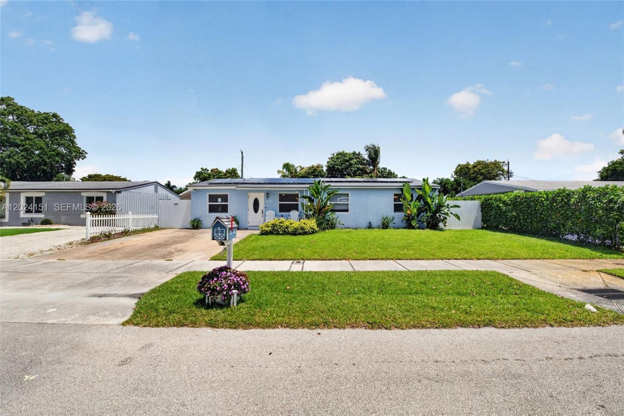 4311 SW 24th St , Fort Lauderdale, FL 33317 Photo