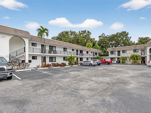 615 NE 26TH ST , Unit 7, Wilton Manors, FL 33305