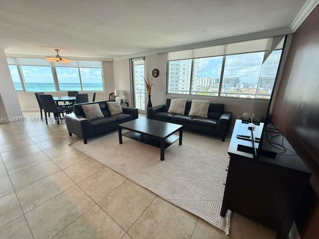 7135 Collins Ave , Unit 815, Miami Beach, FL 33141 Photo