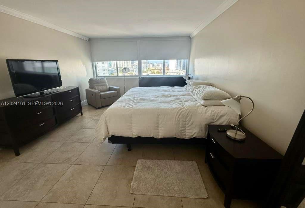 7135 Collins Ave , Unit 815, Miami Beach, FL 33141 Photo