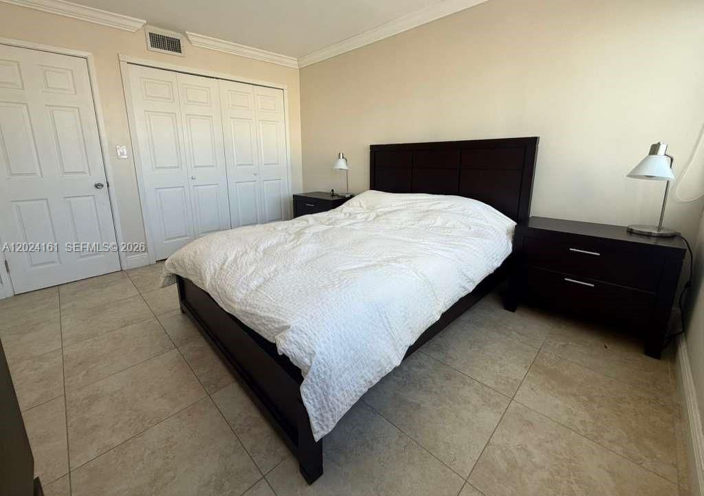7135 Collins Ave , Unit 815, Miami Beach, FL 33141 Photo