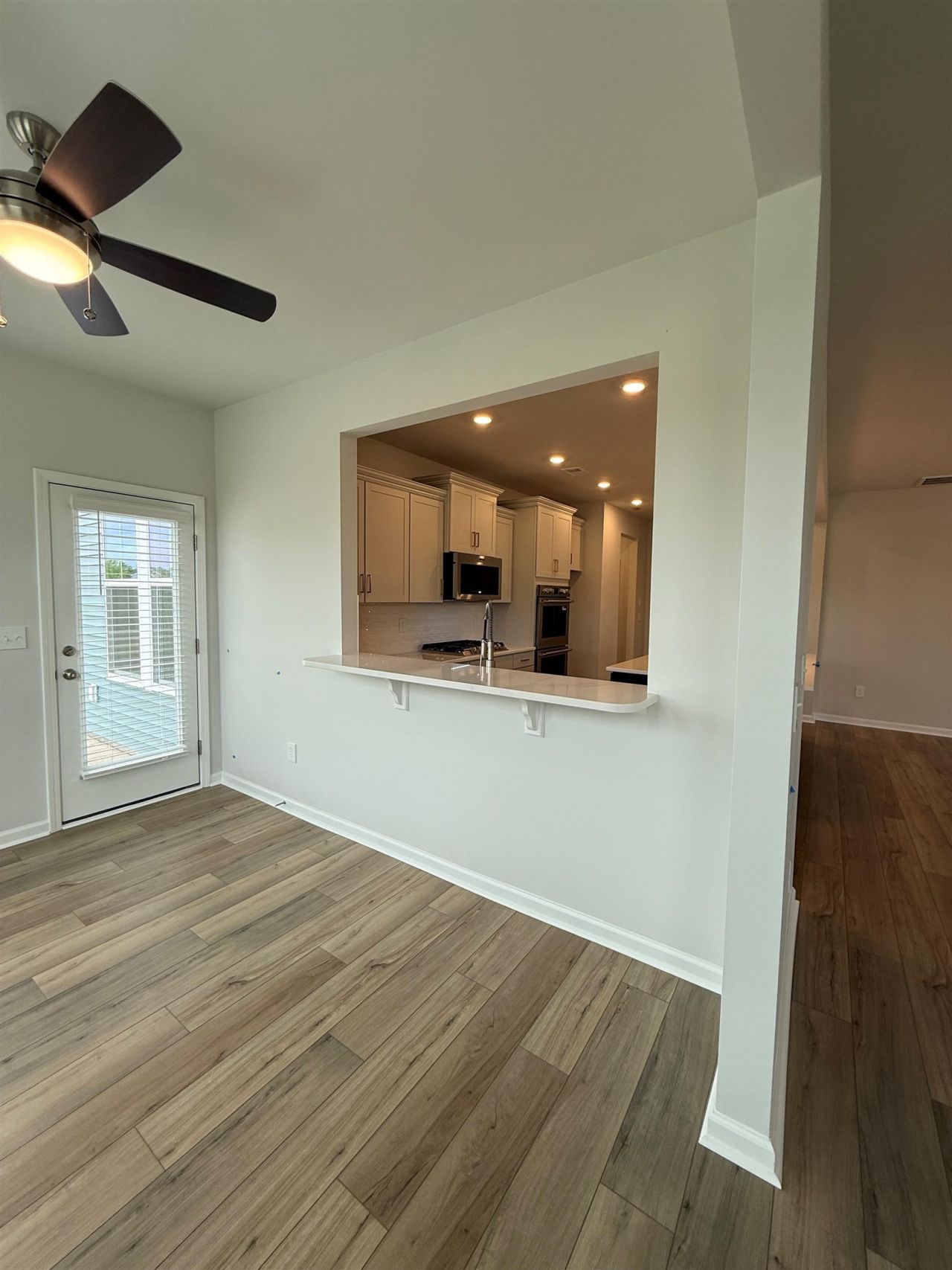 6248 Zoe Way Photo 8