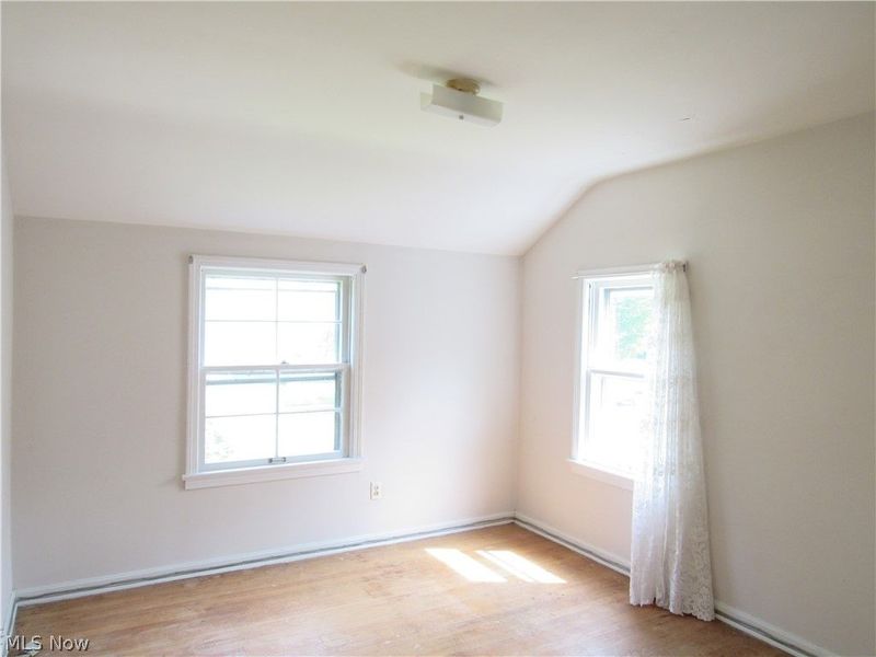 4946 Fairlawn Road, Lyndhurst, OH 44124 Photo 9