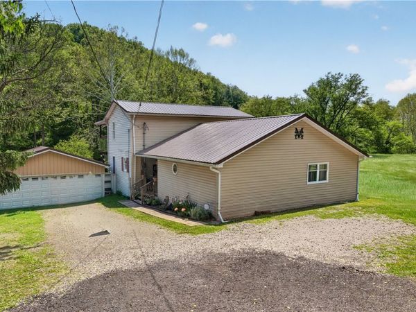 201 Main St, New Freeport, PA 15352