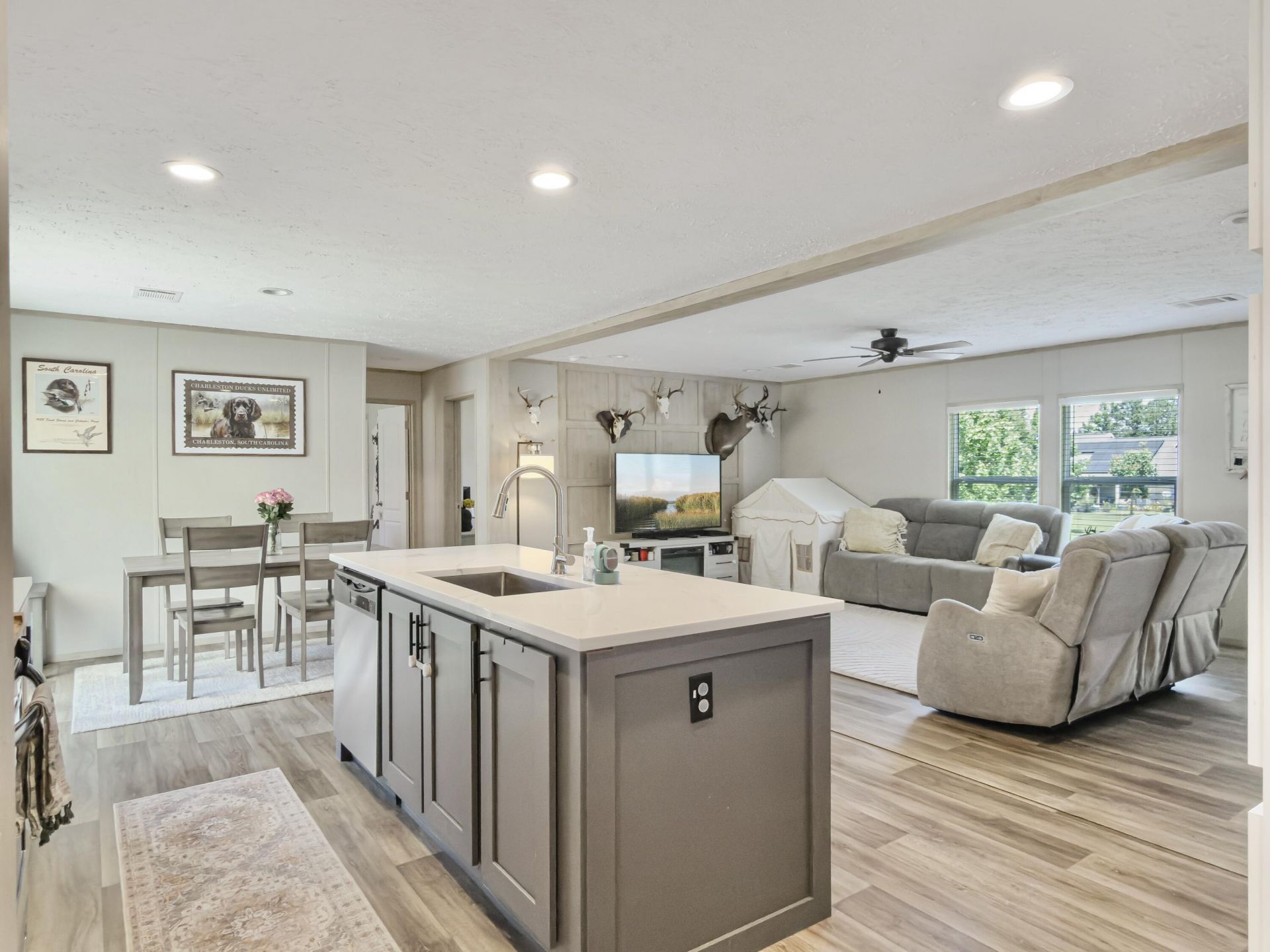 679 Campbell Road Photo 12
