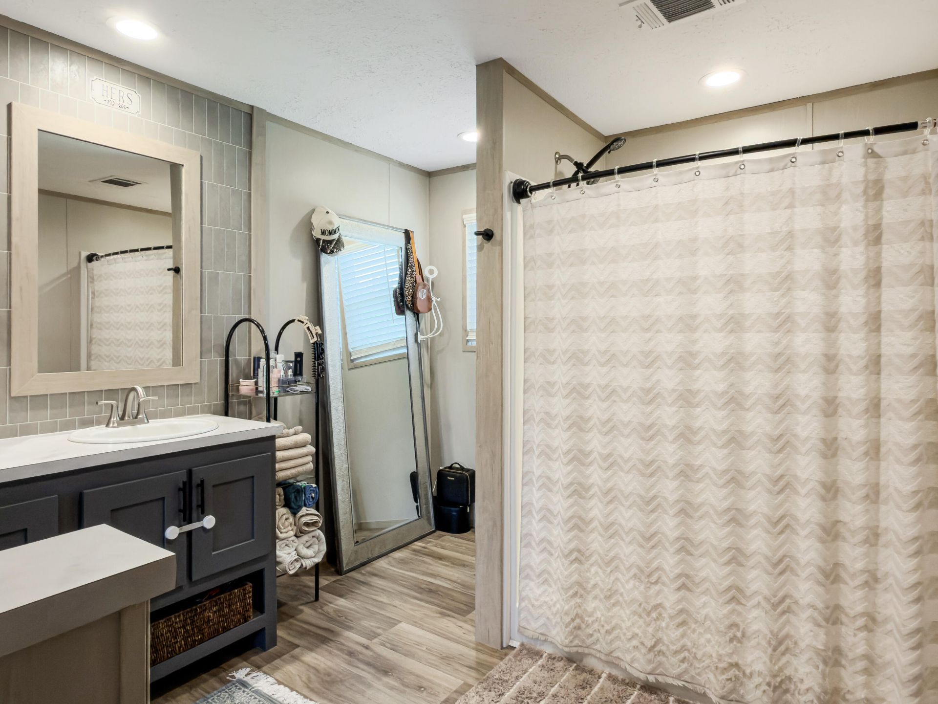 679 Campbell Road Photo 23