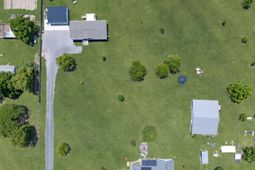 679 Campbell Road photo 4