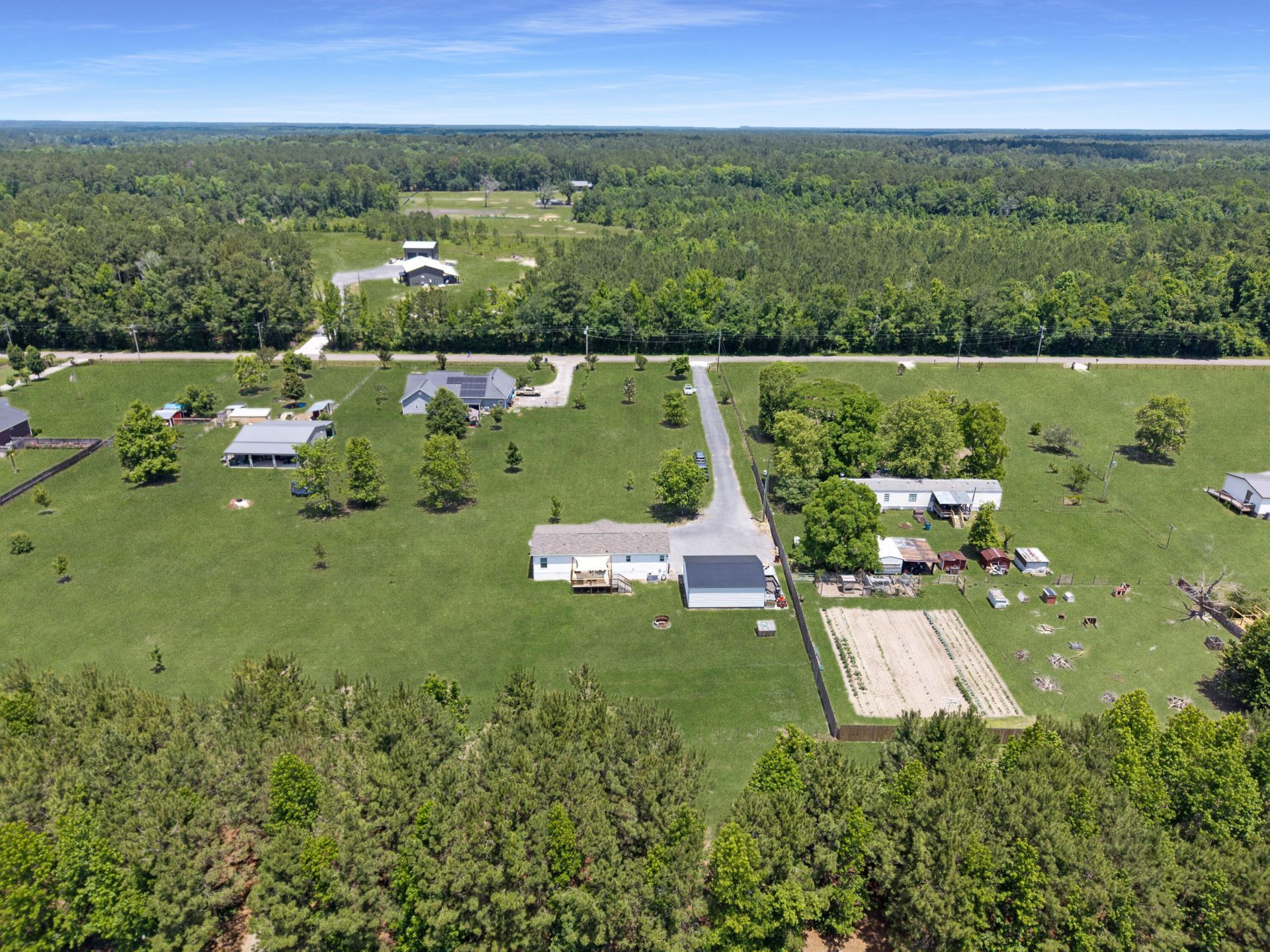 679 Campbell Road Photo 35