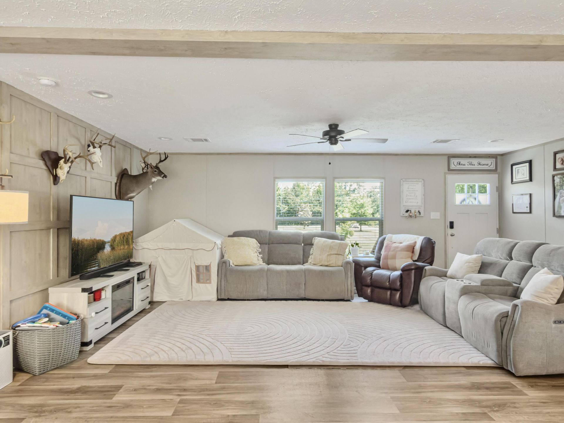 679 Campbell Road Photo 9