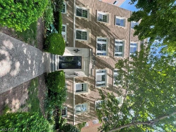 49 Park Ave, Bloomfield, NJ 07003