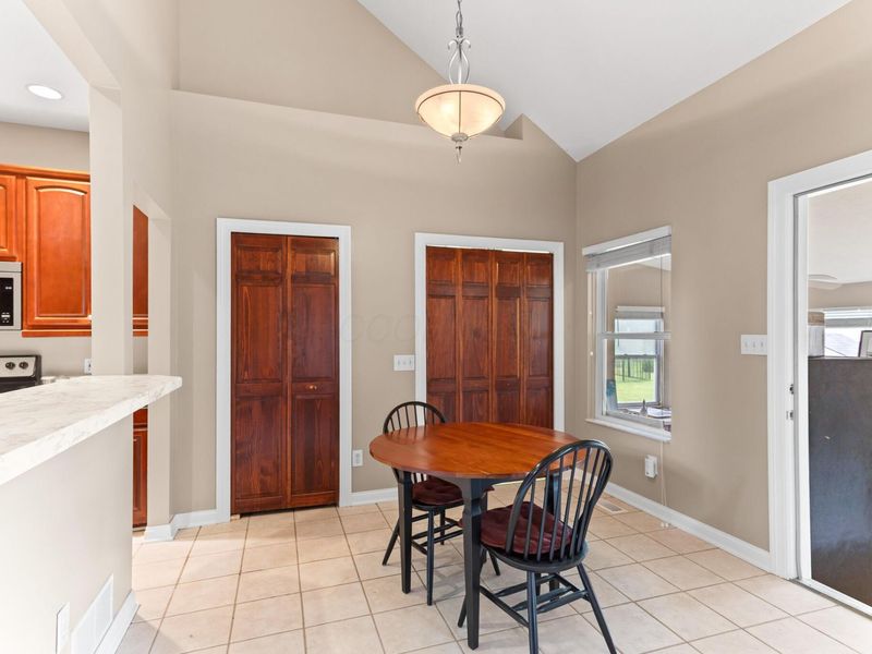 5954 Rainwater Way, Columbus, OH 43228 Photo 10