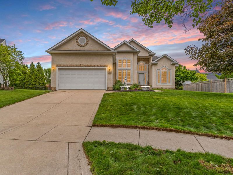 5954 Rainwater Way, Columbus, OH 43228 Photo 2