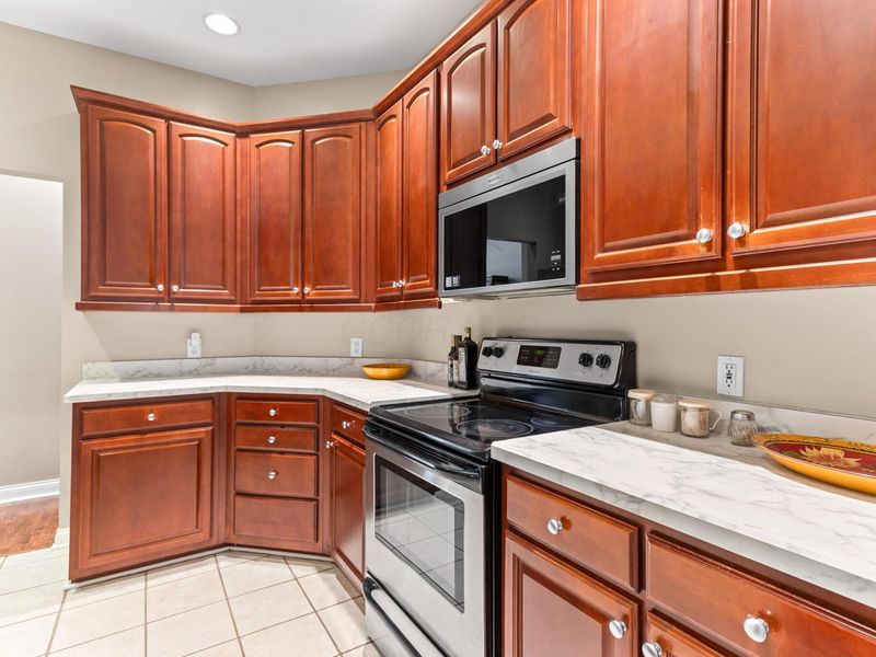 5954 Rainwater Way, Columbus, OH 43228 Photo 6