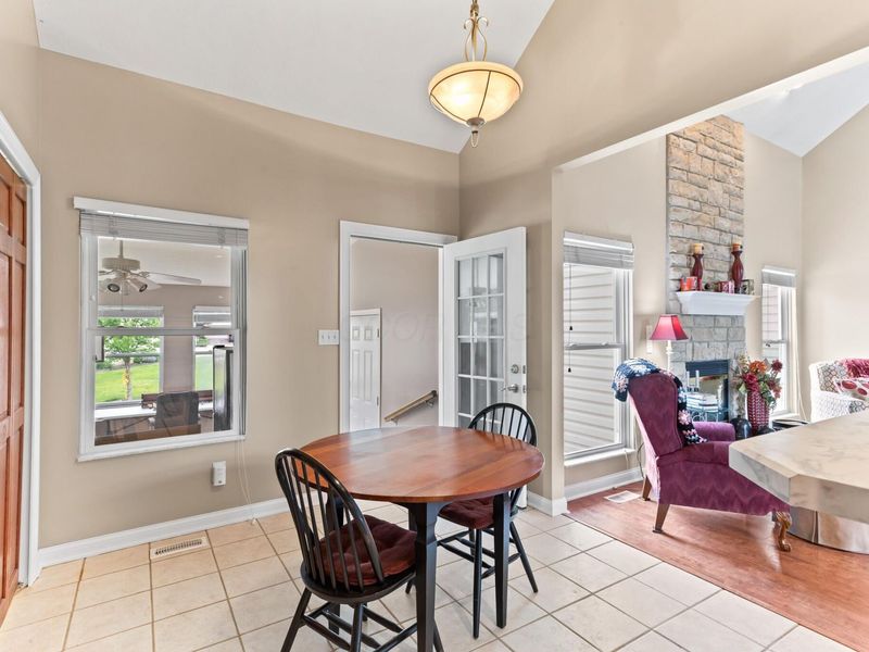 5954 Rainwater Way, Columbus, OH 43228 Photo 9
