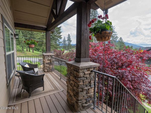 1573 E Chanticleer Ct, Hayden, ID 83835