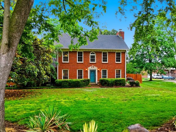105 S Chestnut , Hendersonville, TN 37075