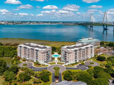 222 S Plaza Court, Mount Pleasant, SC 29464