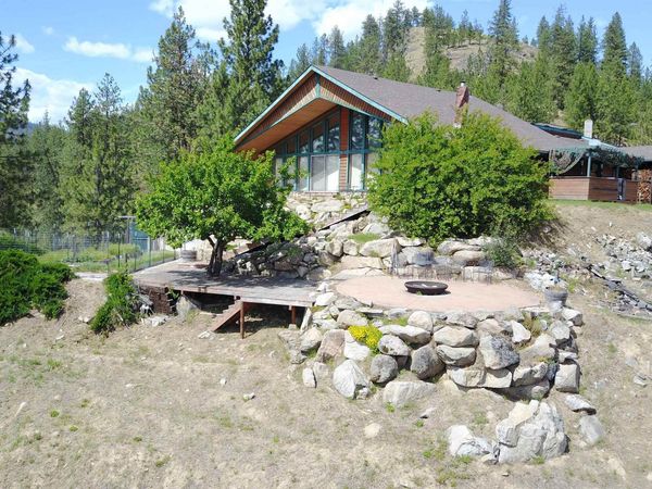 6821 Cummings Canyon Way, Nine Mile Falls, WA 99026