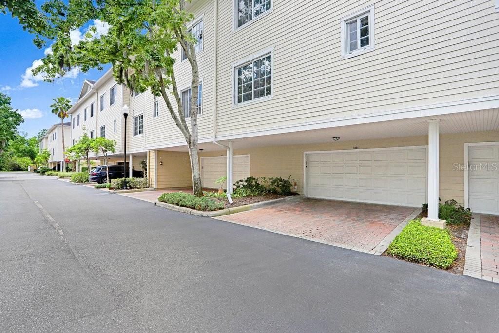 9838 W Park Village Drive, Unit 9838, Tampa, FL 33626 Photo