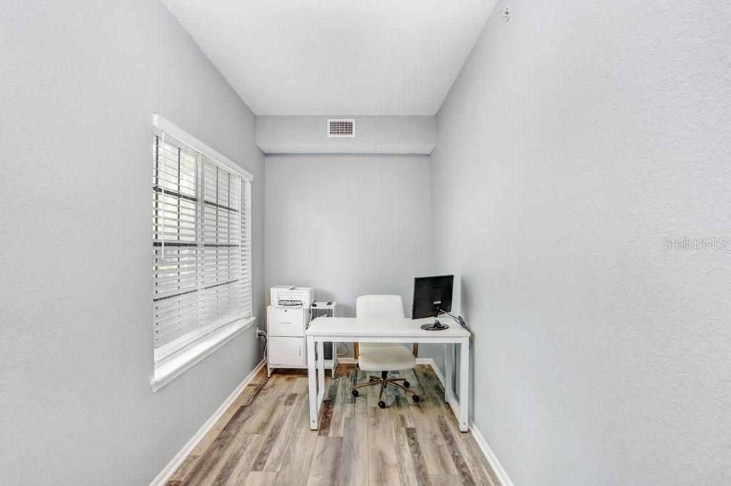 9838 W Park Village Drive, Unit 9838, Tampa, FL 33626 Photo