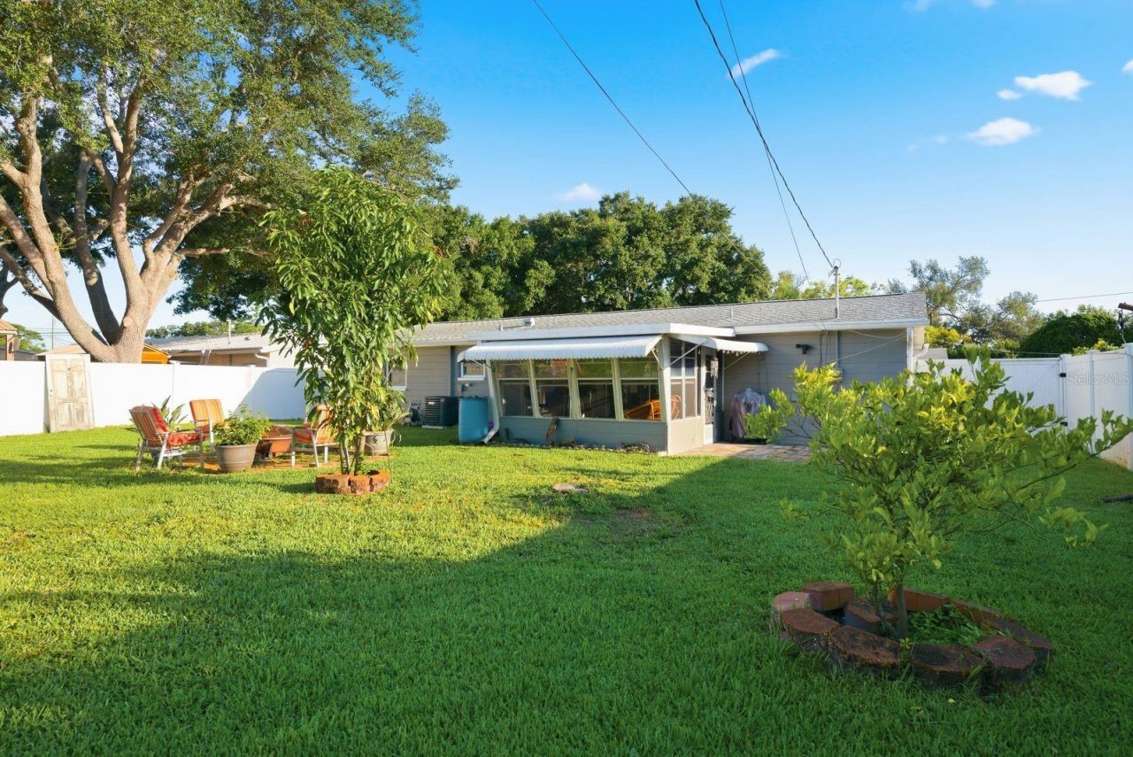 5648 33rd Avenue N, Saint Petersburg, FL 33710 Photo