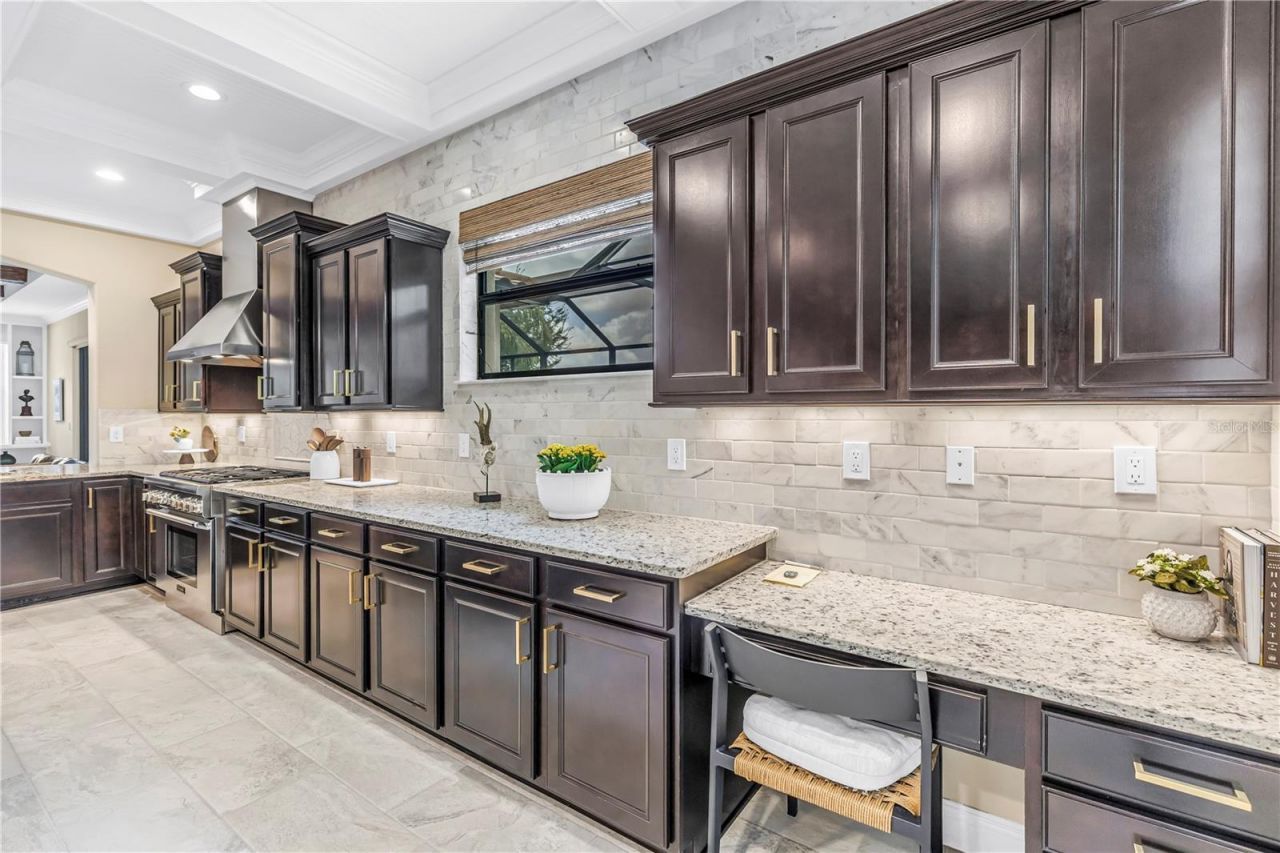 6237 Signature Pointe Lane, Bradenton, FL 34210 Photo
