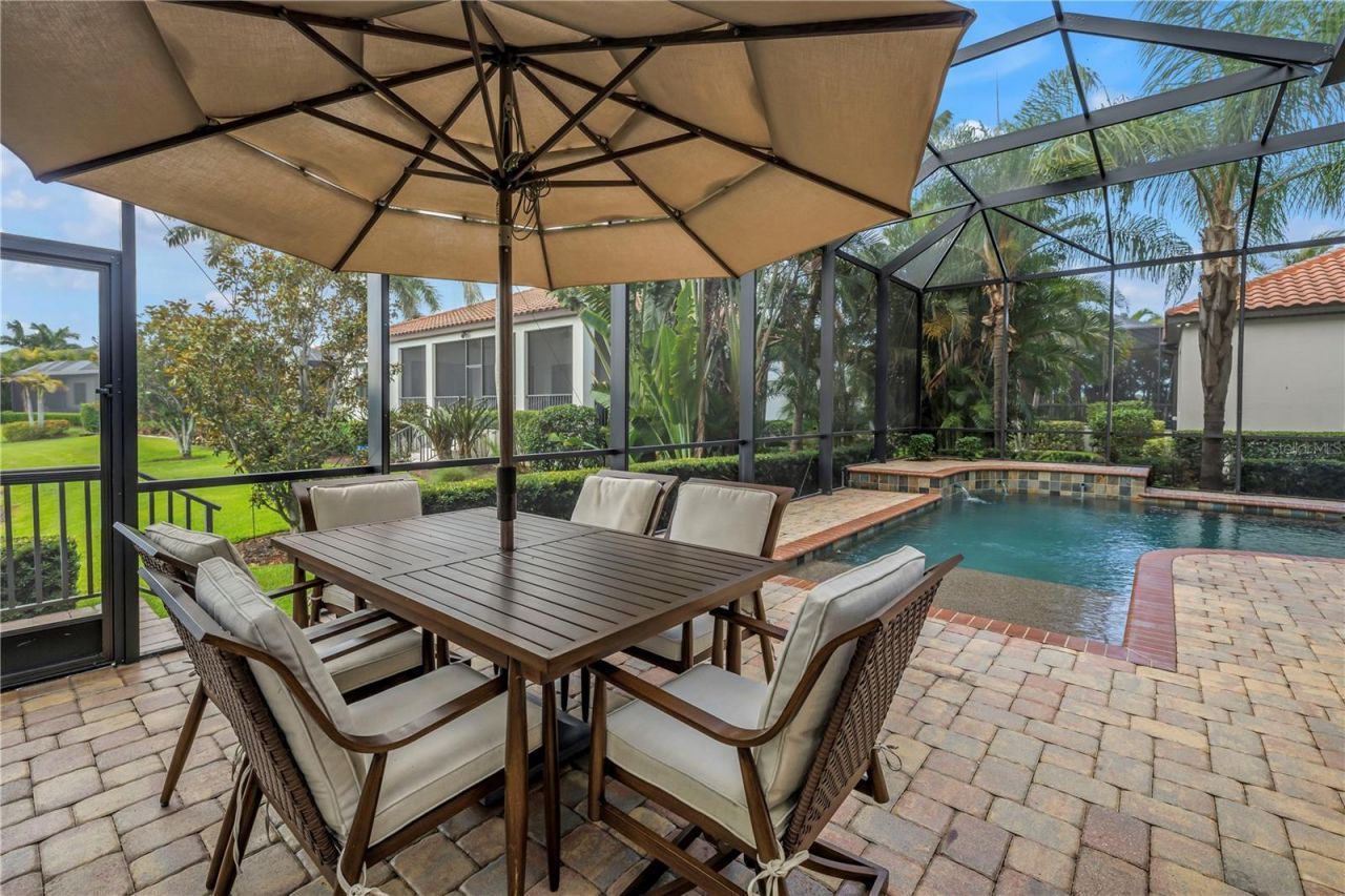 6237 Signature Pointe Lane, Bradenton, FL 34210 Photo