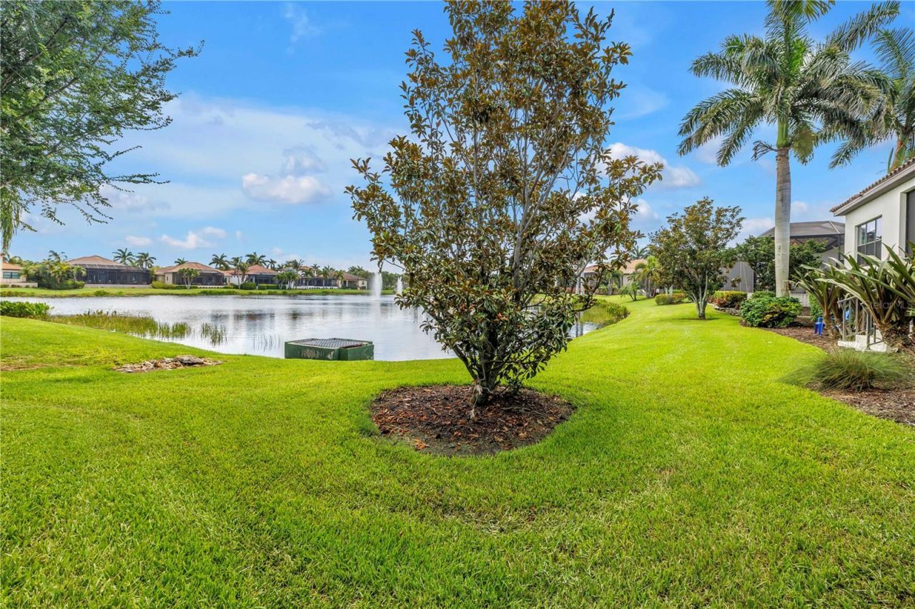 6237 Signature Pointe Lane, Bradenton, FL 34210 Photo