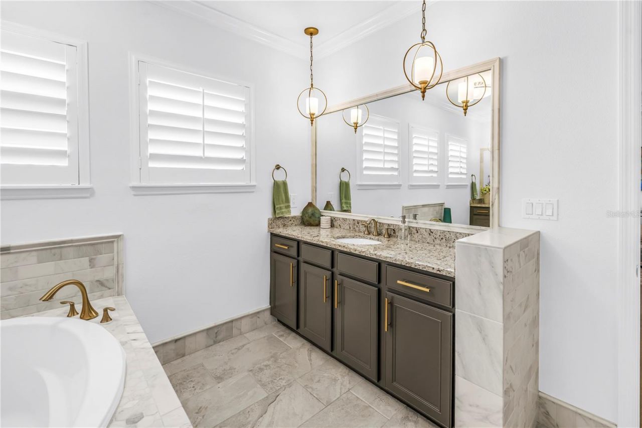 6237 Signature Pointe Lane, Bradenton, FL 34210 Photo