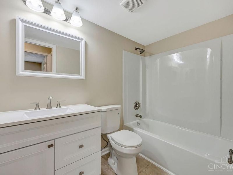 1570 Gelhot Drive, Unit 112, Fairfield, OH 45014 Photo 24