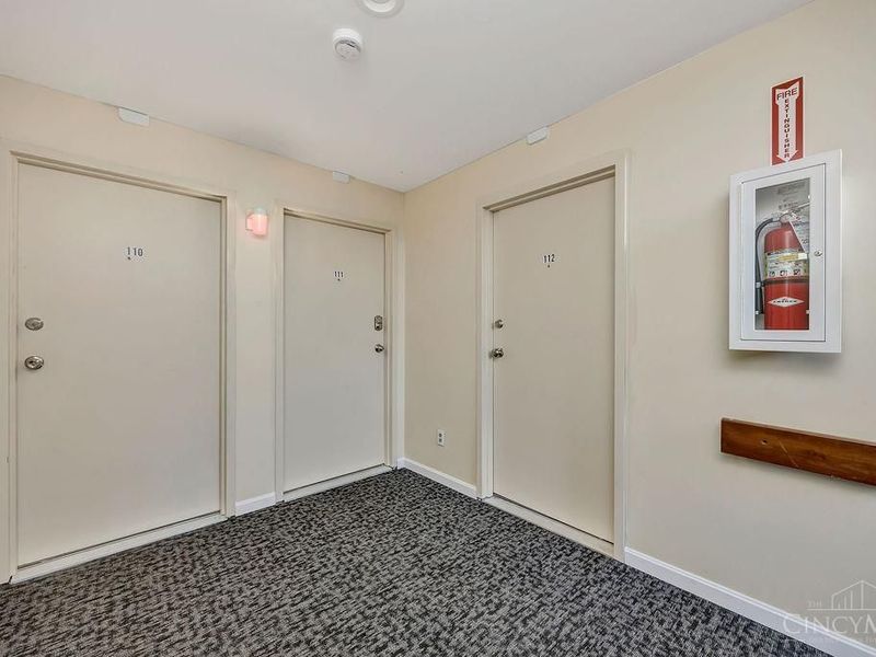 1570 Gelhot Drive, Unit 112, Fairfield, OH 45014 Photo 8