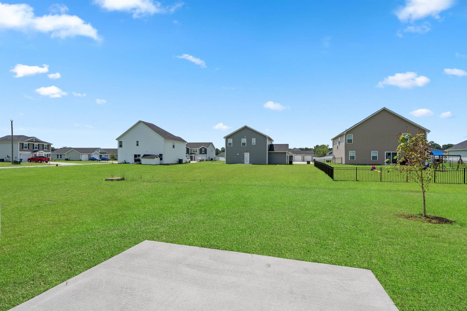 960 Caswell Dr. Photo 8