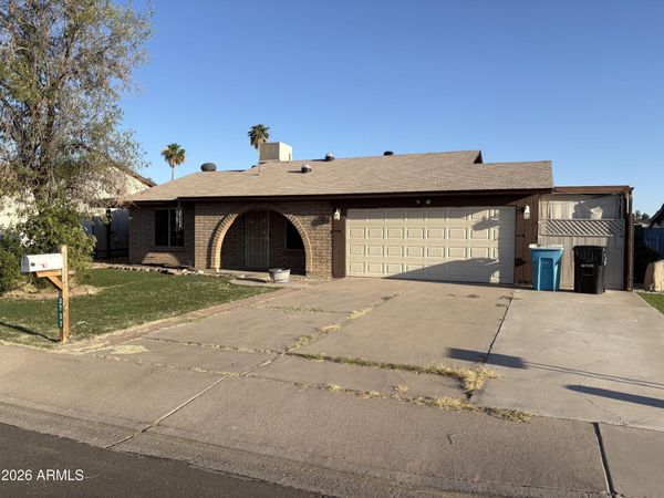 3737 W MICHIGAN Avenue, Glendale, AZ 85308