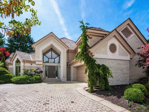 8936 Lea Court , Dublin, OH 43017