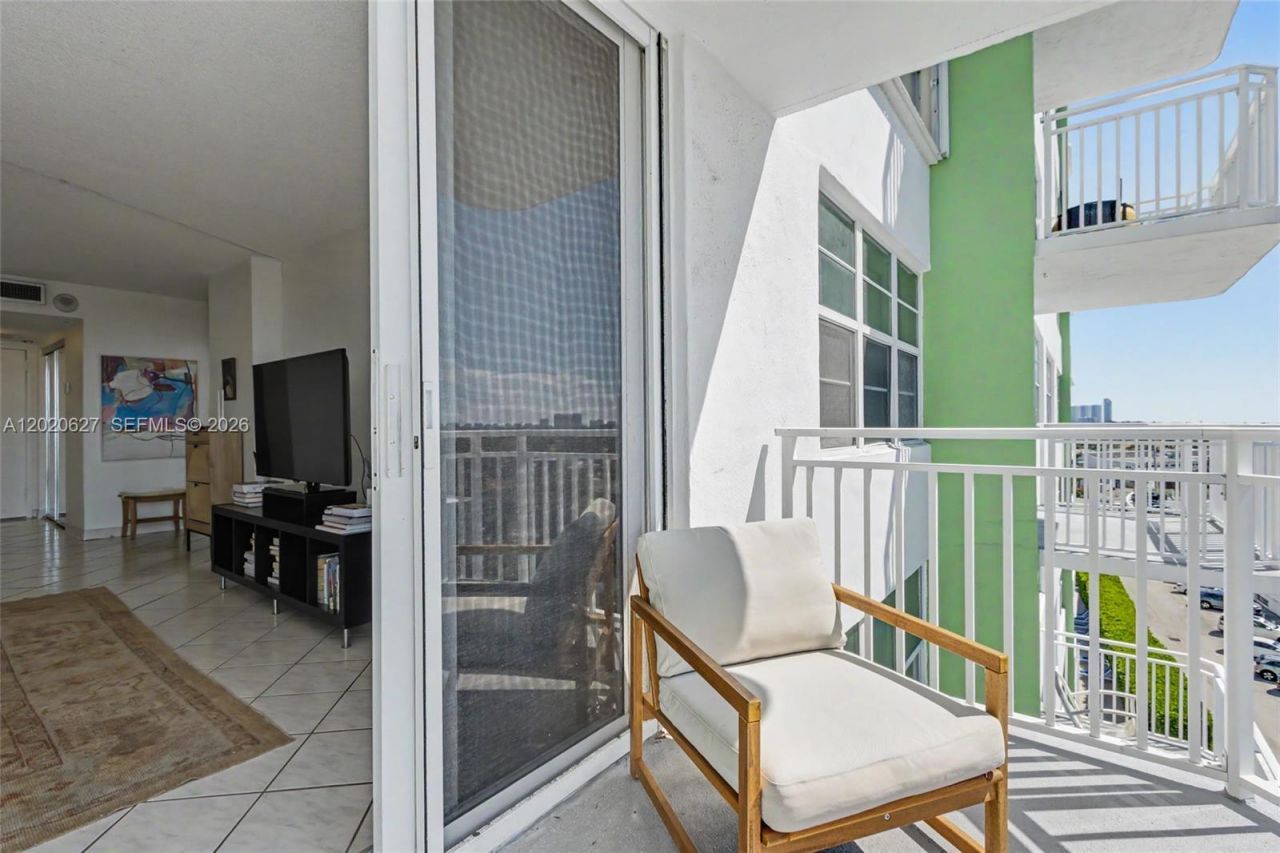 2100 Sans Souci Blvd , Unit A603, North Miami, FL 33181 Photo