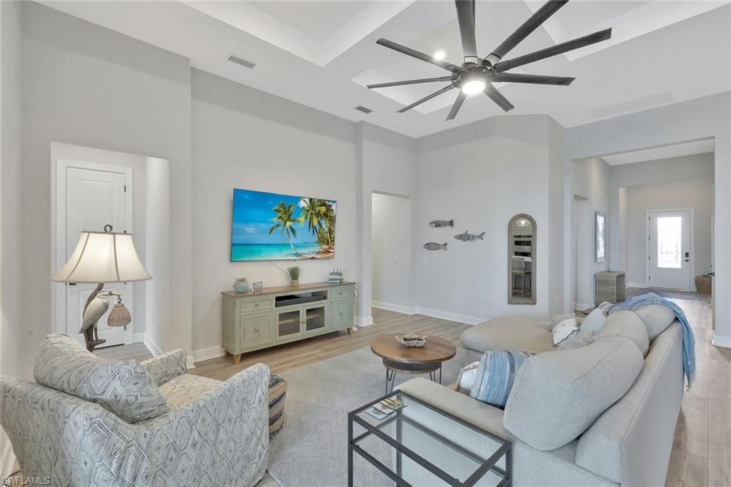 17673 Kinzie Ln, Estero, FL 33928 Photo