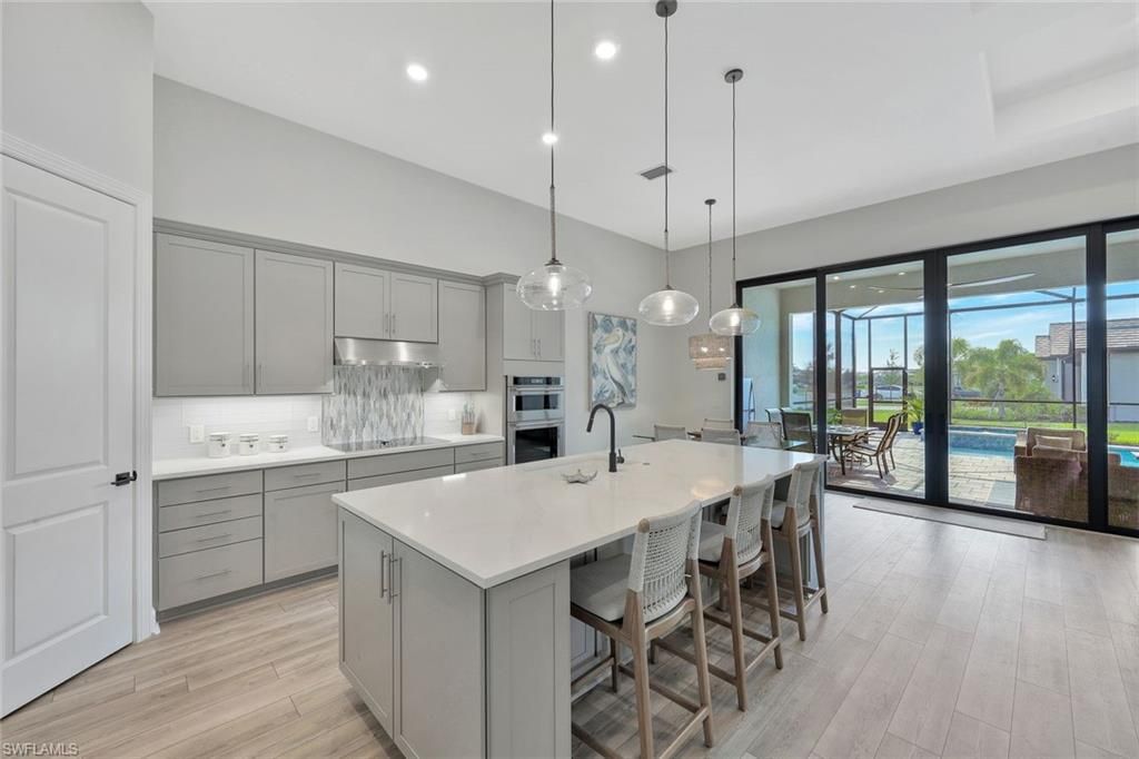 17673 Kinzie Ln, Estero, FL 33928 Photo