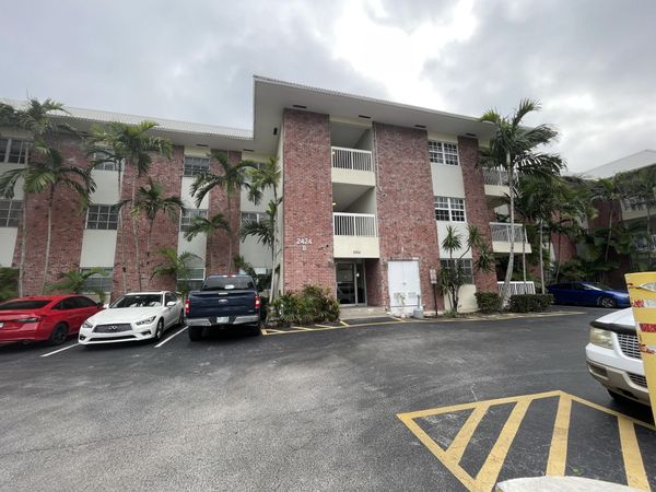 2424 SE 17th Causeway, Unit 203b, Fort Lauderdale, FL 33316