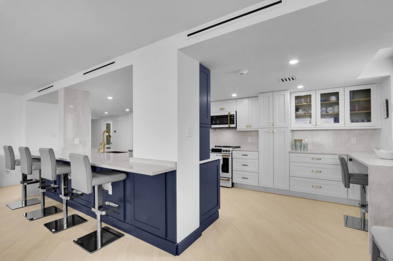 5380 N Ocean Drive, Unit 17e, Singer Island, FL 33404 Photo