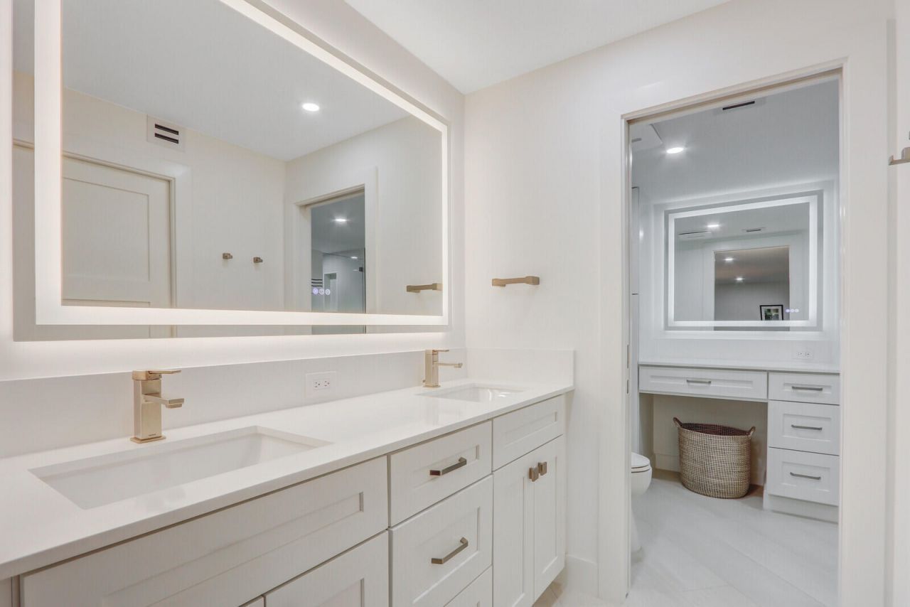 5380 N Ocean Drive, Unit 17e, Singer Island, FL 33404 Photo