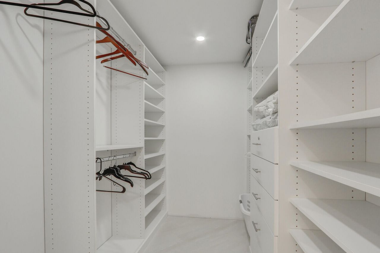 5380 N Ocean Drive, Unit 17e, Singer Island, FL 33404 Photo