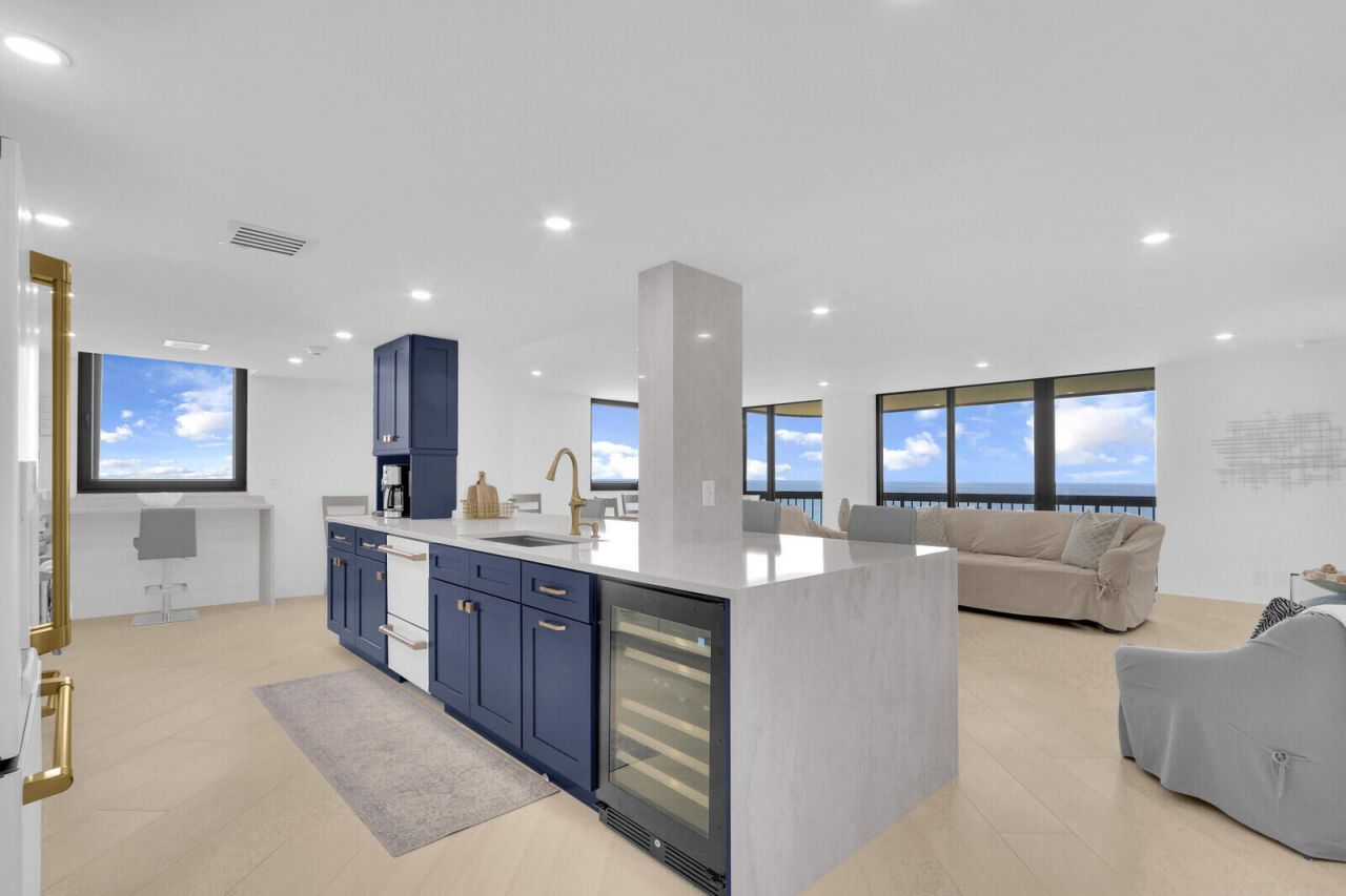 5380 N Ocean Drive, Unit 17e, Singer Island, FL 33404 Photo